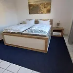 Fewo Kuestenklang - Ideal Fuer Zwei, Mit Terrasse